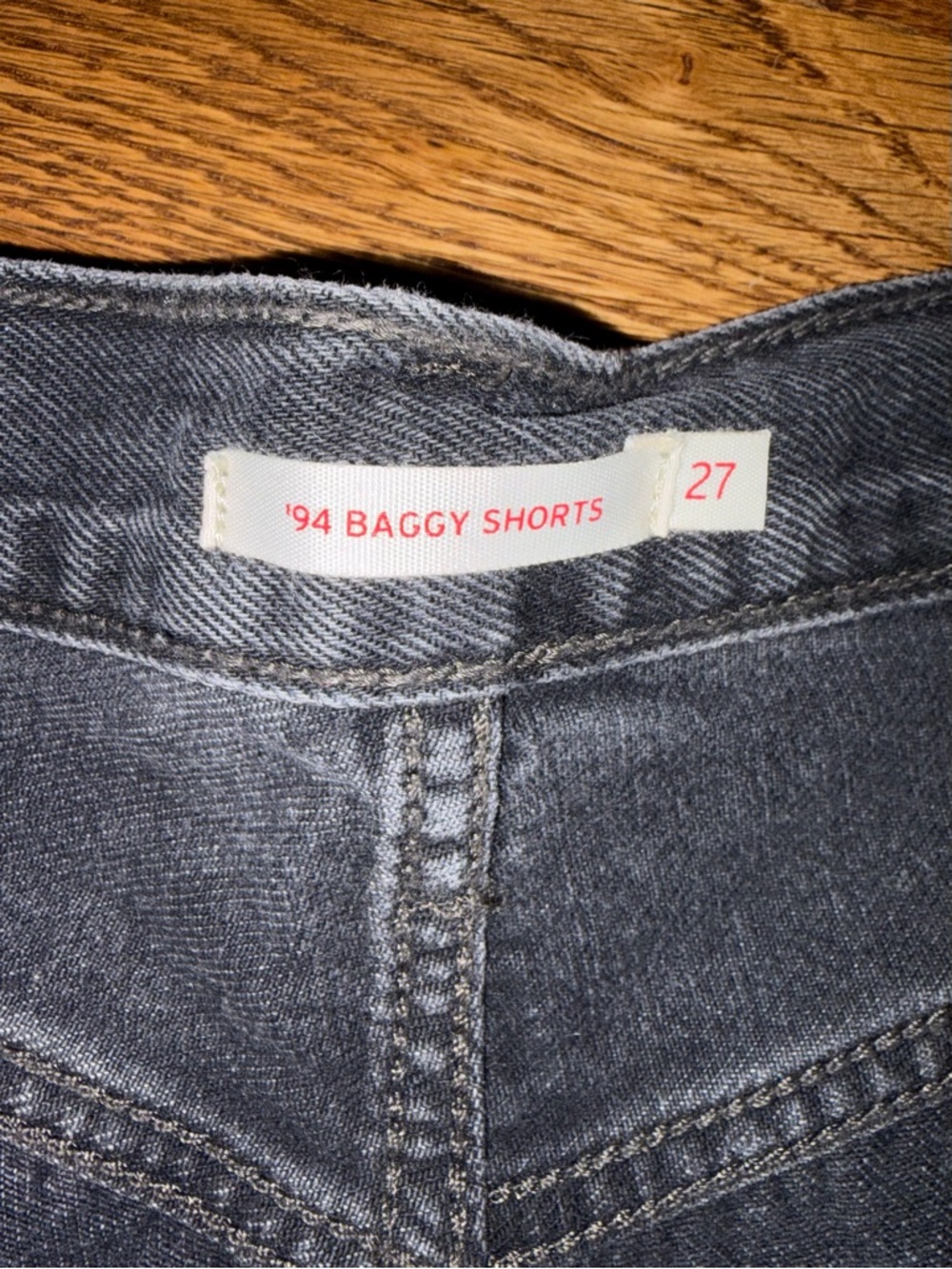 Levi's Black ‘94 Baggy Shorts - Picture 3 of 9